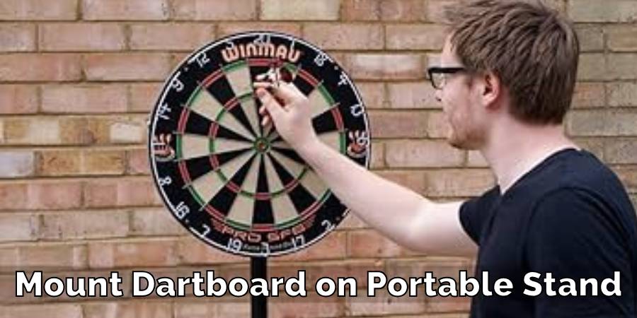 Mount Dartboard on Portable Stand
