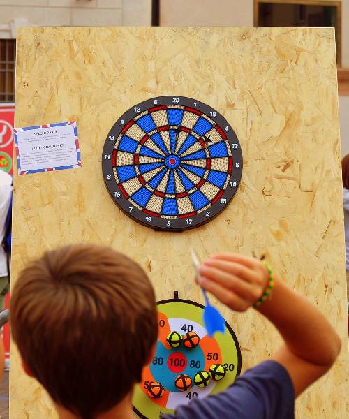 What is the Best Age to Start Darts 
